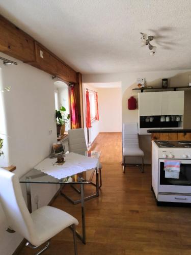 Kitchen, Sonnenhaus in Frankenried