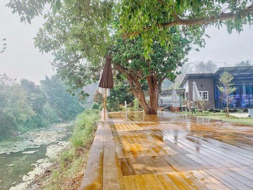 Rimriver Villa Maerim Chiangmai - 발코니/테라스