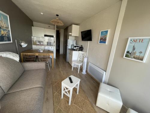 Sete, Studio en bord de mer, vue imprenable