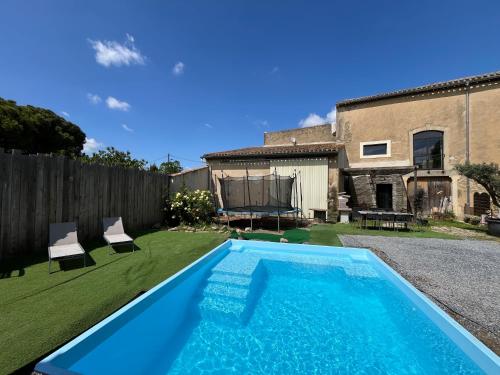 Loft Chocolatine, spacieux, piscine, trampoline