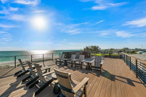 Dream State in Bradenton Beach, USA