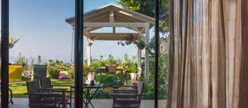 Balcony/terrace, Muses Panoramic View, Close To Historical Sites in Iraklio