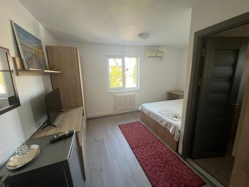 Superior Double Room image 4