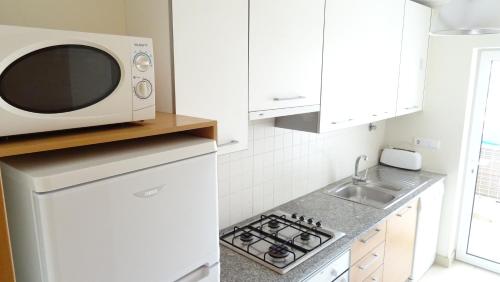 Two-Bedroom Apartment with Balcony image 6