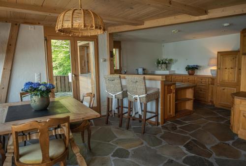 Lakeside Chalet with Panorama View