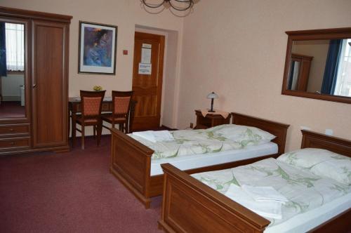 Hotel Paradise - main image