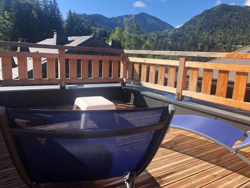 Chalet Holtanna near Restaurant Le Petit Coq