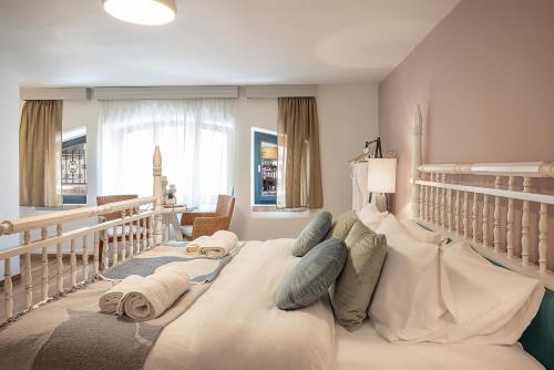 Budget Double Room image 8