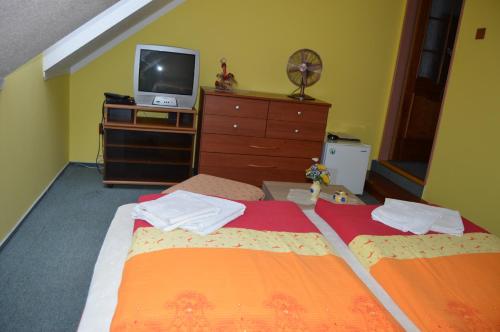 Hotel Paradise - image 12