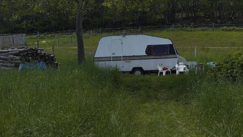 Camping La Foret du Morvan Caravan Joost