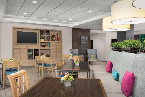 Newly Renovated - Home2 Suites by Hilton Knoxville West in Knoxville, USA