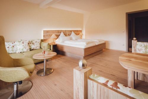 1 queen bed