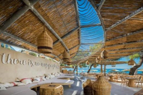 Bubbles Penthouse with Jacuzzi