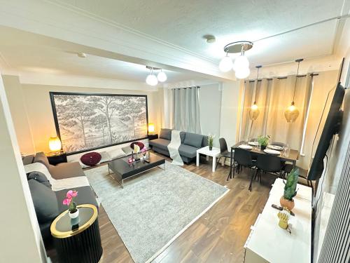 Hyde Park Comfortable Two Bedroom Apartment, Londres