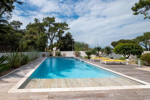 Superbe maison de famille avec piscine chauffée