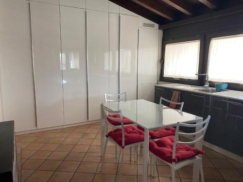 Rooftop Terrace - elegante attico con idromassaggio, Mediolan (zdjęcie 10)