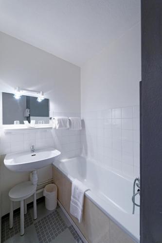 Chambre avec 2 lits