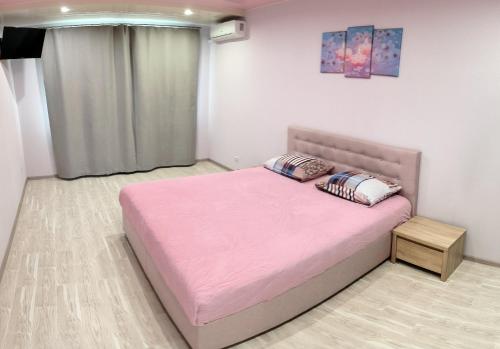 Apartment near metro Pozniaky