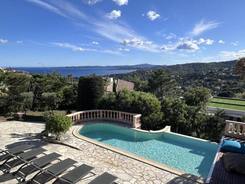 Maison avec Piscine Privée, Climatisation et Vue Mer - FR-1-768-69, Saint-Peïre-sur-Mer