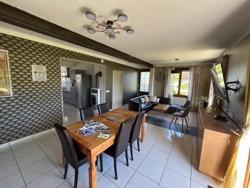 Sereine d'Argouges Sereine d'Argouges