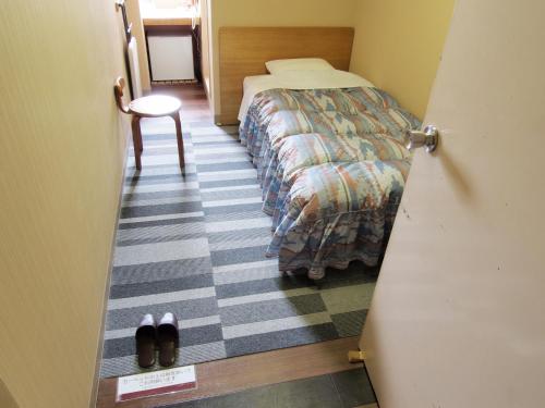 Single Room - Non-Smoking