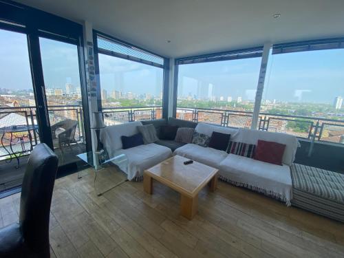 Penthouse in Battersea amazing views of London