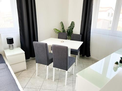 Sunside Apartments 2
