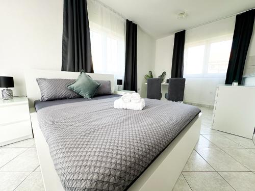 Sunside Apartments 2