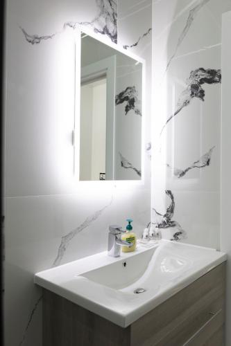 Jacuzzi & luxury house