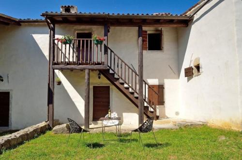 Ferienhaus in Kotli mit Garten, Grill und gemeinschaftlichem Pool