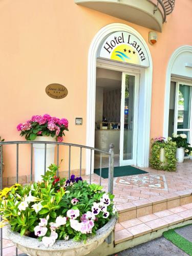 Hotel Laura 2
