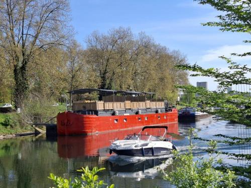 La péniche de Fabrice avec Jacuzzi privatif, Štrasburk (fotografie 7)