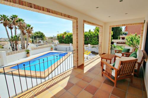 Maite - spacious villa with views and private pool in Calpe, Calp (Foto 3)