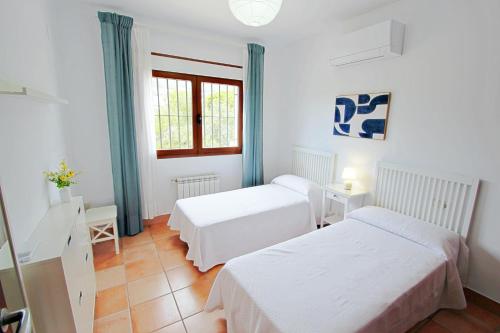 Maite - spacious villa with views and private pool in Calpe, Calp (Foto 7)
