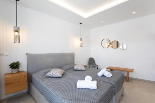 Double or twin room, deluxe, balcony