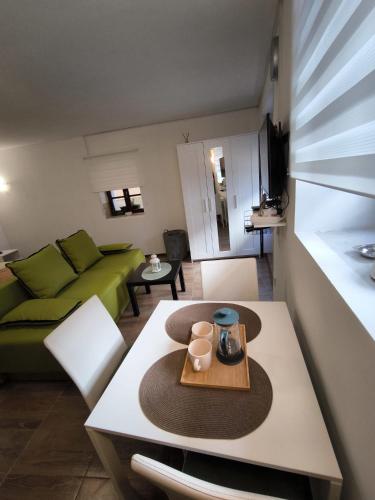 Studio apartman Nona Angela-Valun in Valun