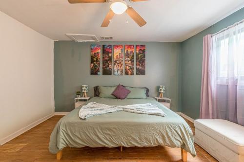Free parking, PS4, grill, near downtown San Antonio in San Antonio, USA