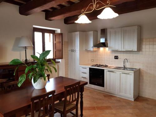 廚房, Agriturismo Casale Tozzetti in 諾西亞