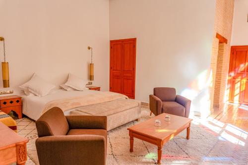 Riad Al Ansari - main image