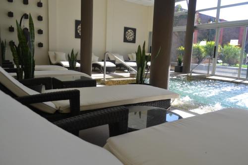 Hotel Plaza – Colón, FL