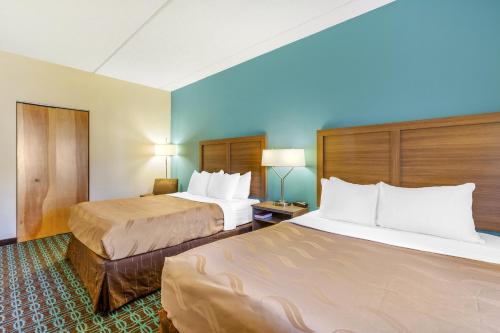 Fairfield Inn & Suites Sandusky - image 9
