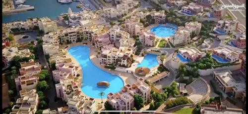 Romantic chalet between swimming pools and close to the seashore - Aqaba