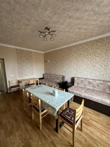 Дом Жени и Люды, Zhabagly (foto 3)