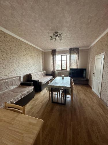 Дом Жени и Люды, Zhabagly (foto 2)