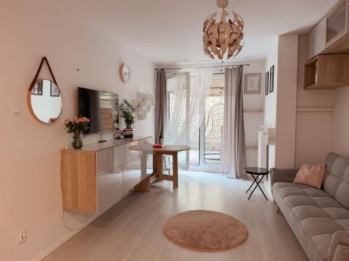 Z ogródkiem i widokiem na las Z ogródkiem i widokiem na las