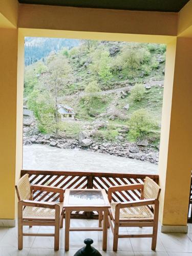 BONO MOTELS in Naran