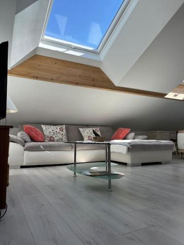 Komm a la Maison in ยุตซ์