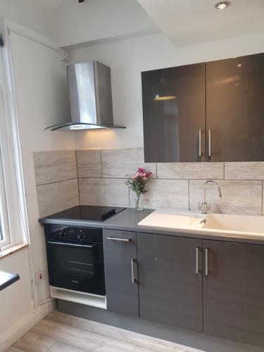 4Alma St 3