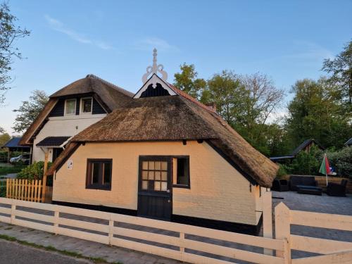 Bed en stal 'Het Woudhuisje'