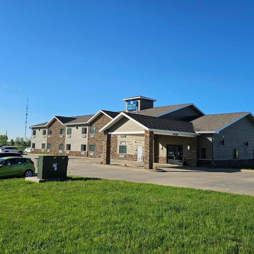 Cobblestone Inn & Suites – Manchester